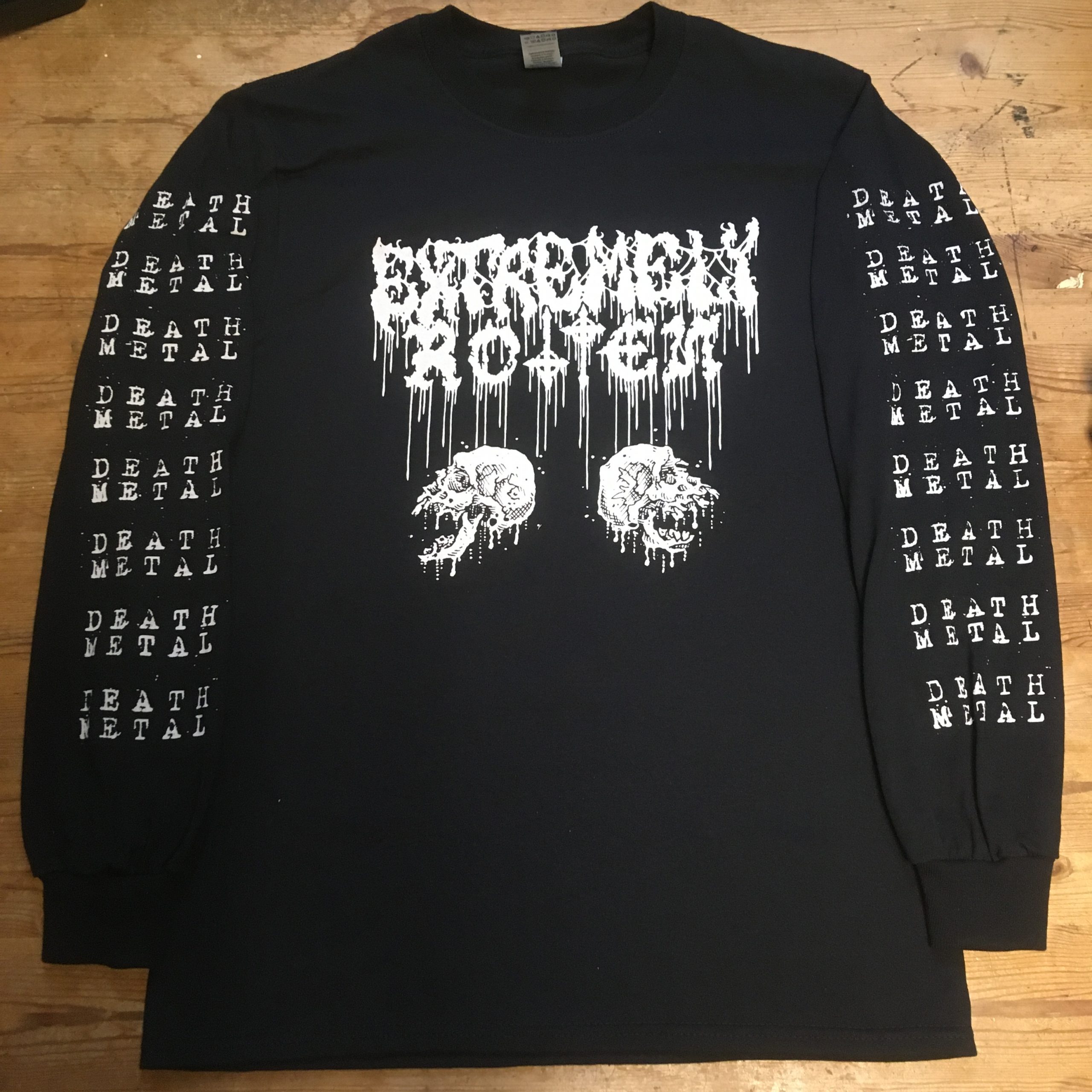 Photo of the Extremely Rotten Productions - "Skulls" - Long sleeve (Black)